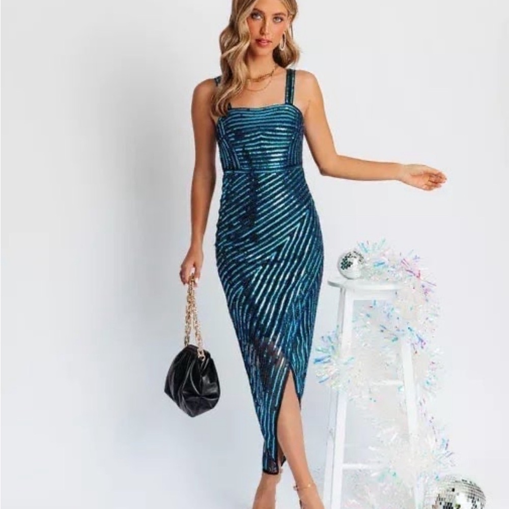 VICI Oriana Sequin Maxi Dress